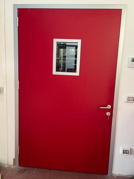 1000x750-2137_14965_324145 porte per edifici commerciali officine uffici rimini ar antincendio riminese