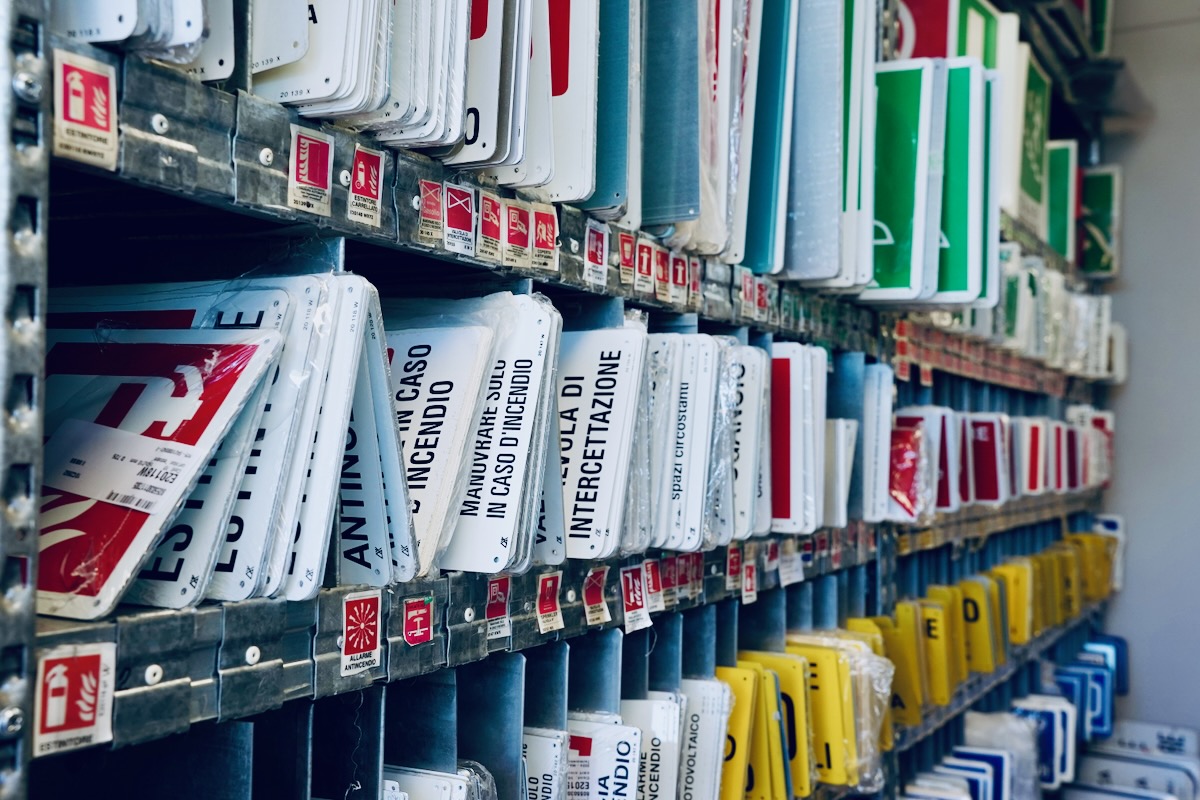 DSC00123 segnaletica aziendale e sicurezza nei luoghi di lavoro antincednio riminese